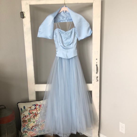 Cinderella Prom Dress - Picture 2 of 5